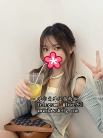 夏娜 158/C/21歲 皮膚光滑白皙  顏值超高的 身體上散發出淡...