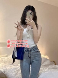樂薇167.D.22歲 翹臀 美腿 高顏值！ 素質直逼紅牌的網紅妹...