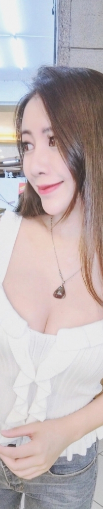 美乳DJ 牛奶糖 飽滿美胸養眼到極點！