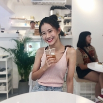 清甜系妹子超優質！「爆表顏值」脫俗氣質秒圈粉...起底...