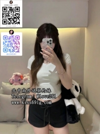 元宵節快樂 有放假嗎 求業績  霜霜 162/C/22歲 #高雄 嬌小甜美 很會打扮 聲音甜美愛撒