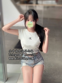 情人 161/C/21歲 #雙北 初次兼職就想挑戰老司機 求解鎖更多...