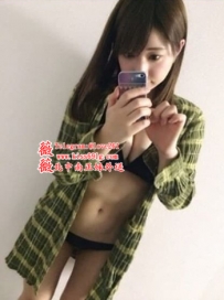 泡芙158/D/22歲 粉嫩小乳妹  粉粉的奶頭    身材很有肉感  第...